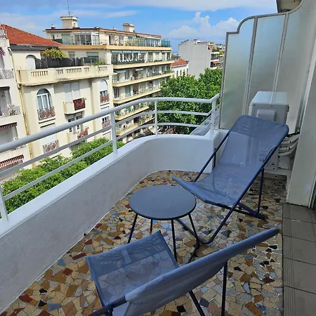 Carre D'or 3p Vue Degagee Plazza Antibes